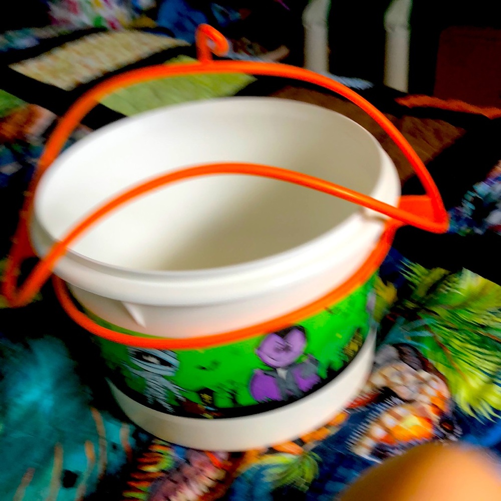 Tupperware Halloween Candy Bucket
